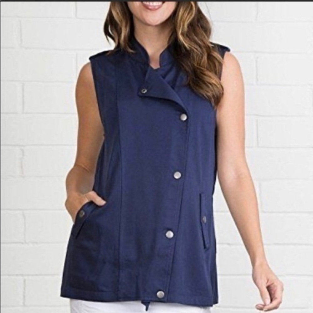 NWT Simply Noelle Boutique Twill Safari Vest Sleeveless Top Small / Medium $50